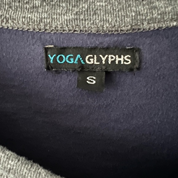 Yin/Yang Heart Off The Shoulder Top:Size Small - Picture 4 of 4